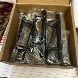 Matte Black Cabinet T-Bar Pull Handles - Set of 5